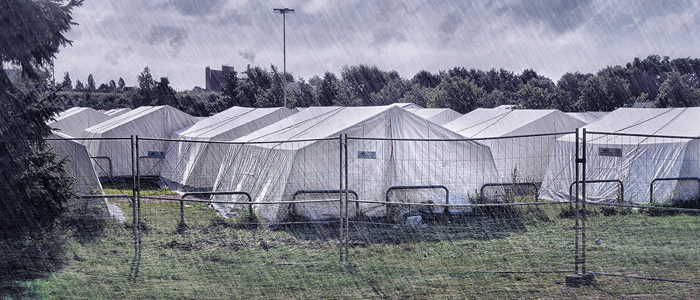 Mantenimento a seco de abrigos em tendas – o que ajuda a evitar a desastrosa humidade em tendas de refugiados